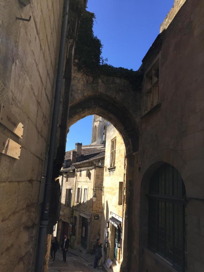 مبيت وإفطار Belvès-de-Castillon Chez Henri المظهر الخارجي الصورة